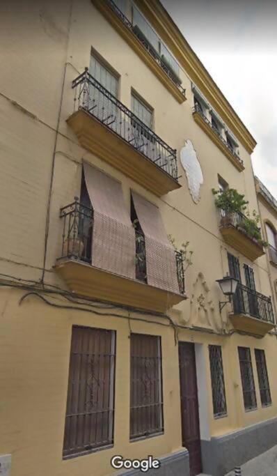 B Reform Netflix Parking Segun Disponibilidad Apartment Seville Exterior photo